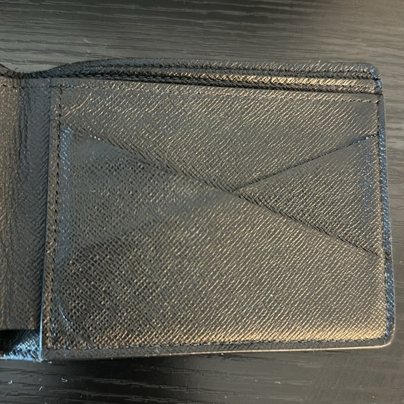 Louis Vuitton Vintage Black Taiga Leather Slim Wallet - Picture 5 of 12